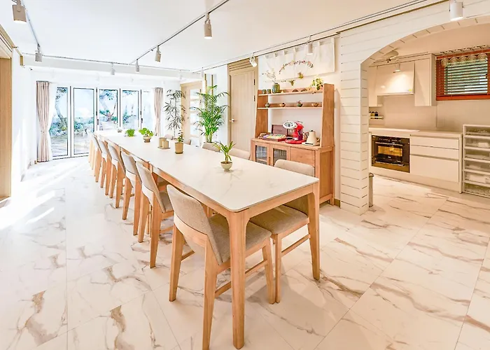 Vakantiehuis Sa Tailored Service Urban Retreat Near Metro *