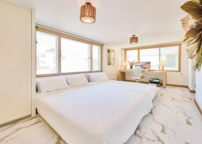 Sa Tailored Service Urban Retreat Near Metro Vakantiehuis *