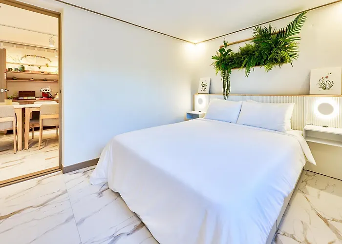 Vakantiehuis Sa Tailored Service Urban Retreat Near Metro Seoel