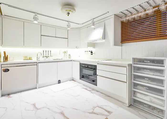 Sa Tailored Service Urban Retreat Near Metro * Seoel